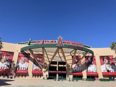 エンゼルス スタジアム