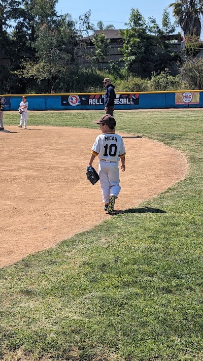 Allied Gardens Little League photo 2