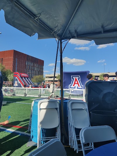 Bear Down Field photo 4