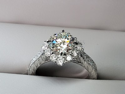 Diamonds Direct Columbus photo 4