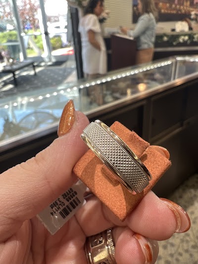 Diamonds Direct Indianapolis photo 4