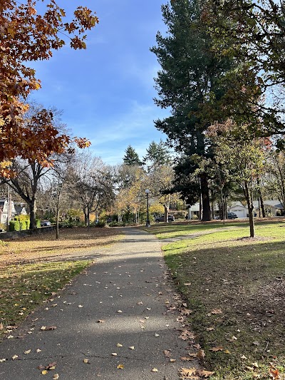 Hiawatha Playfield photo 2