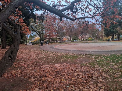 Hiawatha Playfield photo 4