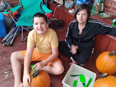 Holder field photo 5