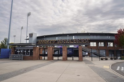 Husky Ballpark photo 2