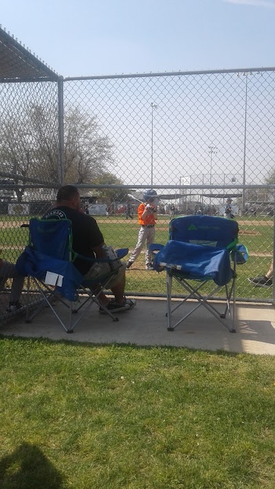 Northwest Bakersfield Baseball Complex photo 4