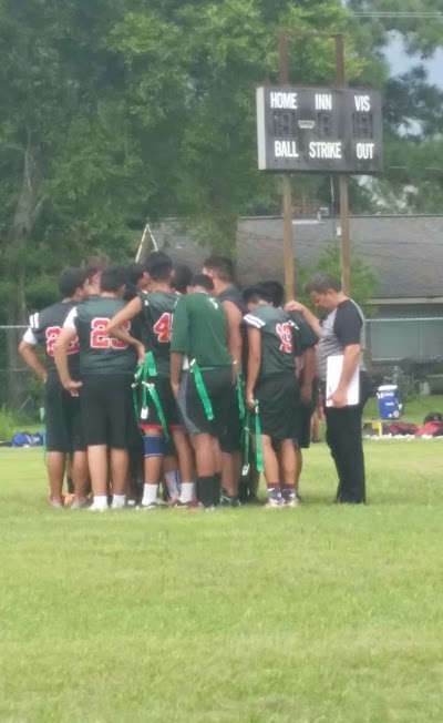 Oaks Dads' Club Candlelight Fields photo 5