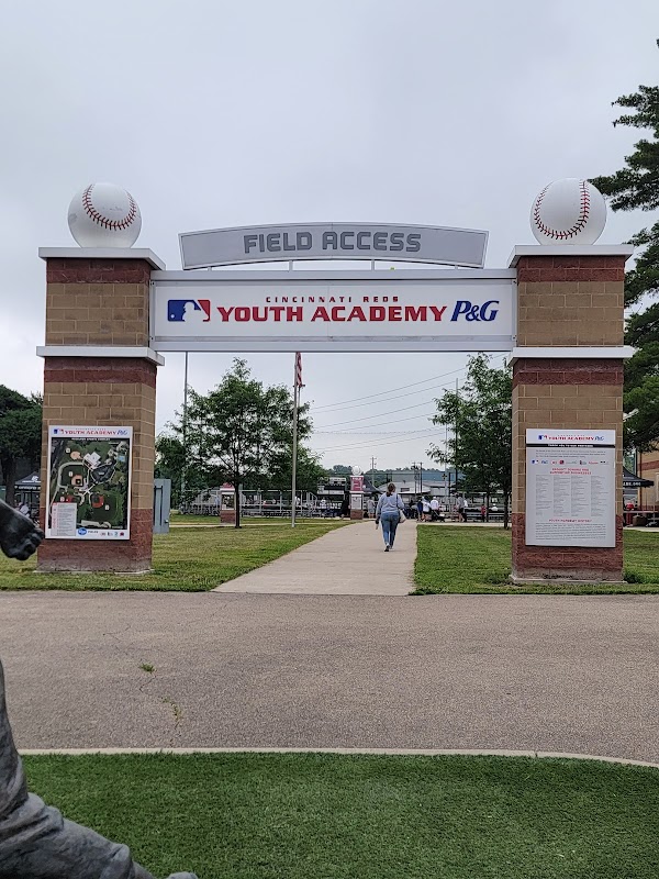 P&G MLB Cincinnati Reds Youth Academy photo 4