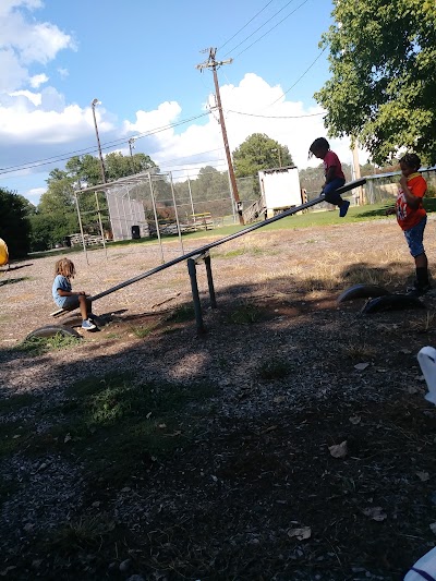 Parkwood Ballfield photo 3