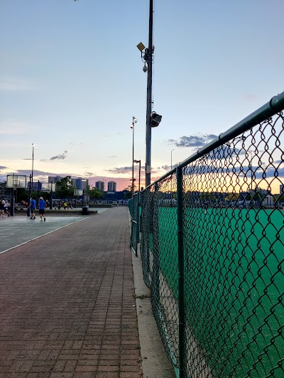 Riverbank State Park Baseball Field ⚾ photo 5
