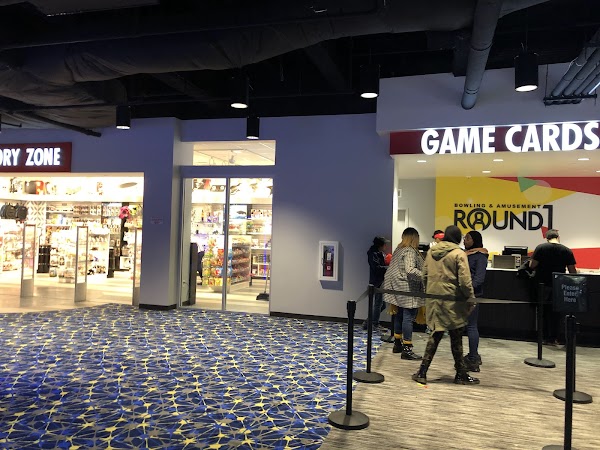 Round1 Bowling & Arcade Fashion District Philadelphia photo 5