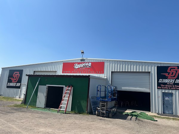 Sluggers Den photo 2
