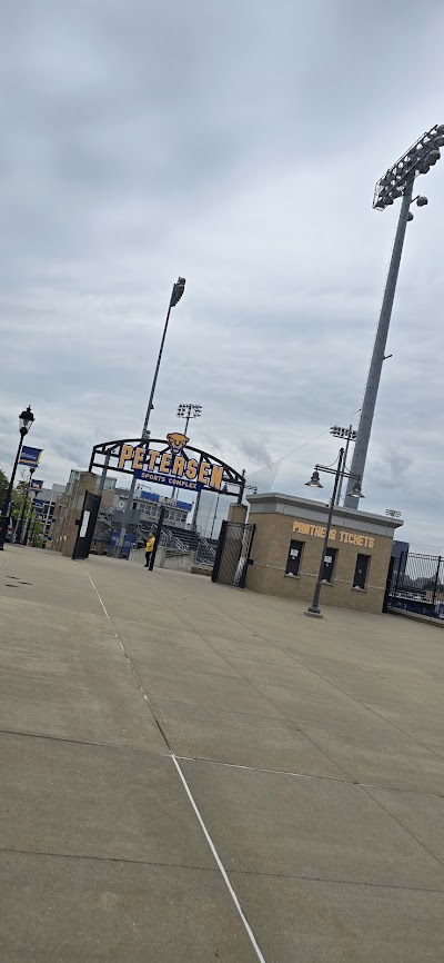 Vartabedian Field photo 4